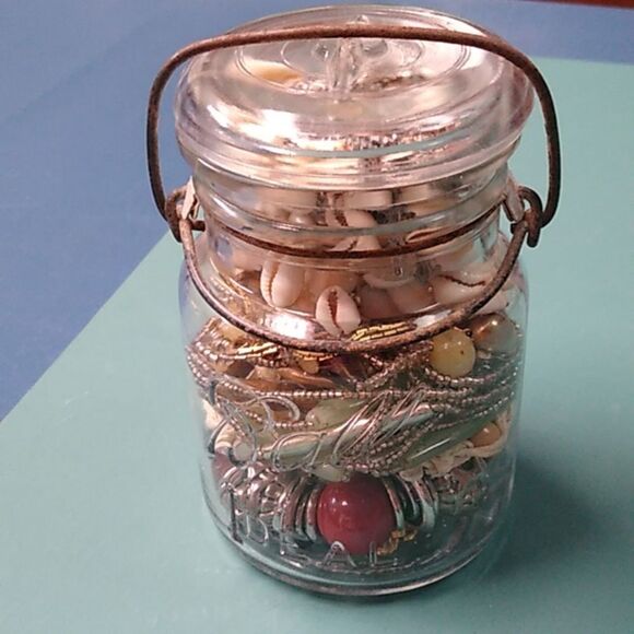 Elegant Multi-Color Jewelry Vintage Pint Jar Cottagecore Grandmacore - Picture 7 of 9